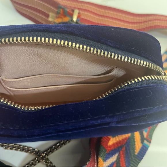 POPSUKI Velvet Crossbody Bag - Picture 15 of 16